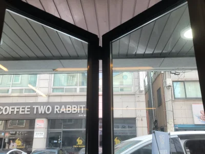 수원 폴딩도어수리 레일 탈선 복구